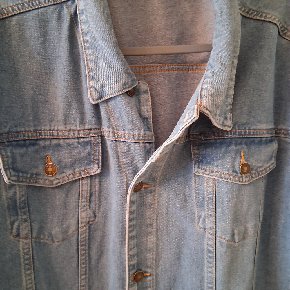 Woman's Rancher Denim Trench Coat - Picture 6 of 8